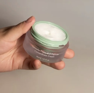 Haruharu Wonder - Centella Phyto & 5 Peptide Concentrate Cream - 30ml