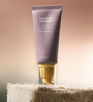 Haruharu Wonder Black Rice Pure Mineral Relief Daily SPF50+ Sunscreen 50ml